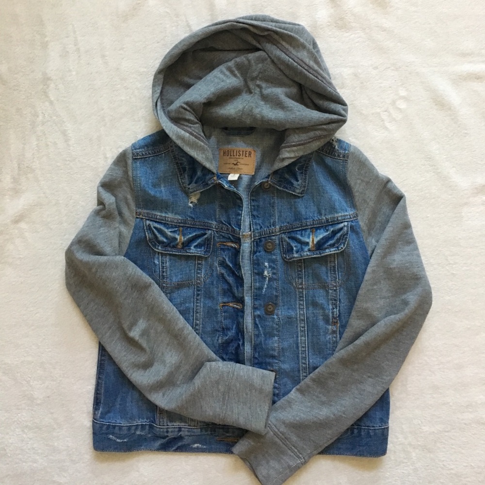 HOLLISTER HOODED DENIM JACKET